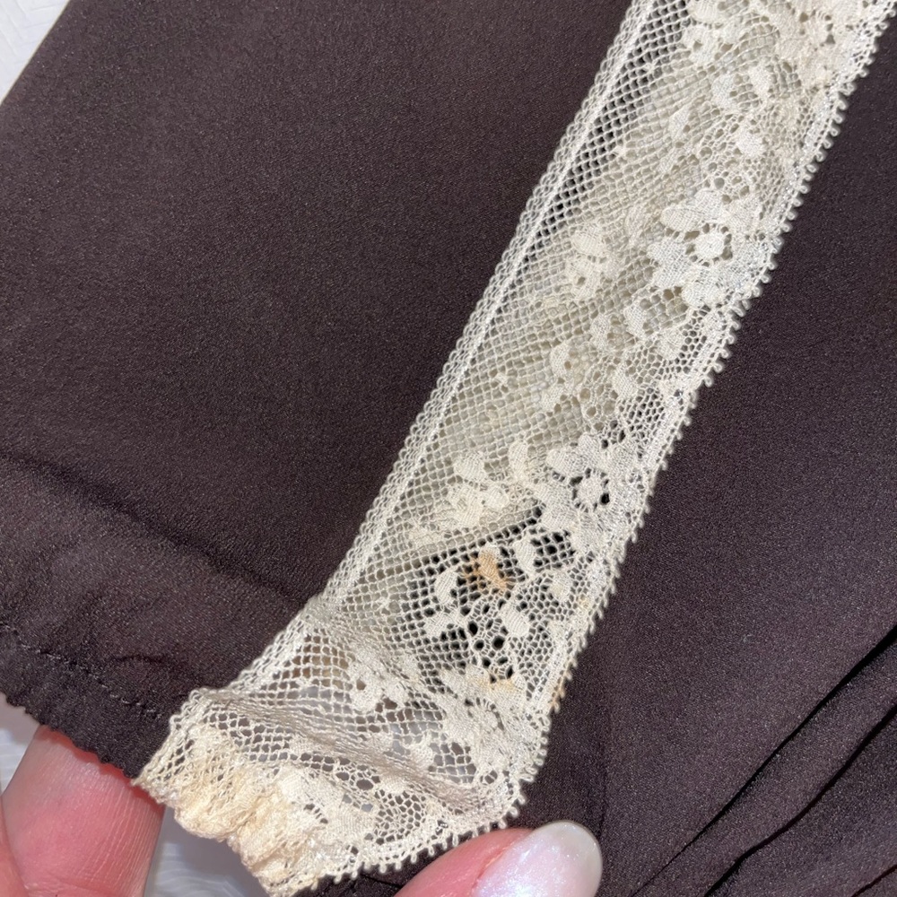 Dolce & Gabbana silk brown blouse vintage with cream lace detail. Size 42/M - Picture 4 of 14